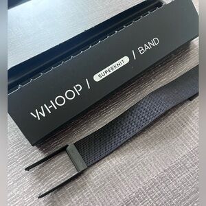 New w Box Whoop 4.0 Superknit Band Gray Black